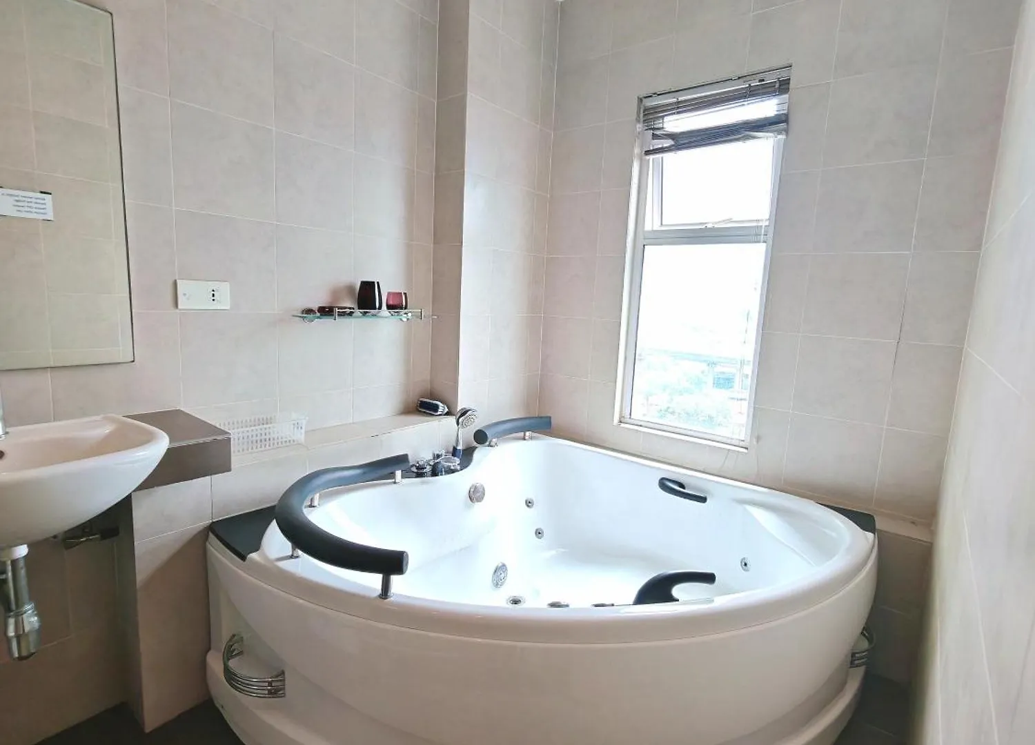 Klcc Elegant Homestay 4Br 12Pax Kuala Lumpur 0*,  Malajsie