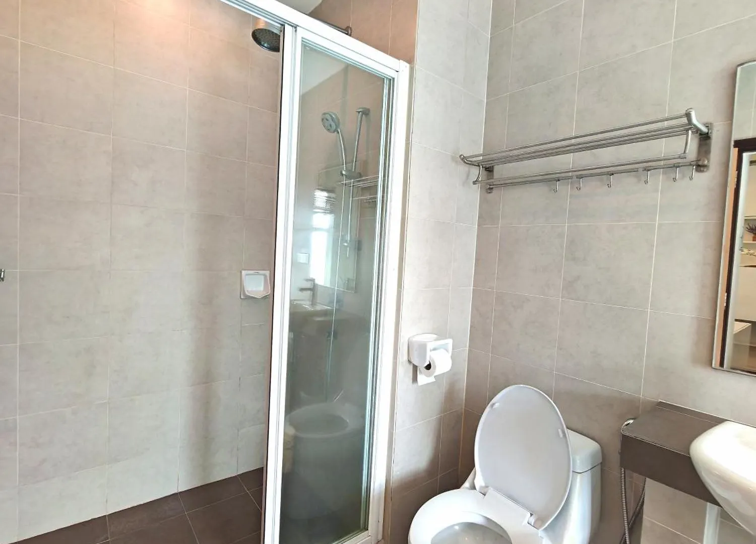 Klcc Elegant Homestay 4Br 12Pax Kuala Lumpur